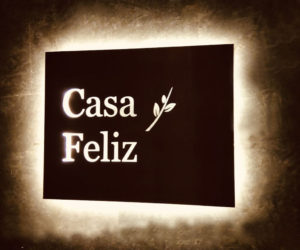 casa-feliz-300x250